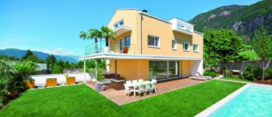 Održivo rješenje za obiteljsku kuću uz Hovalov spremnik za PTV